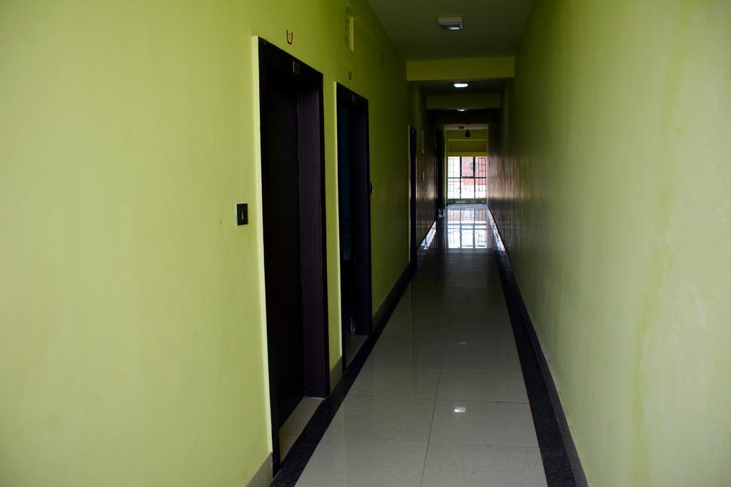 Hotel Nirmal Inn Bhubaneswar Kamer foto