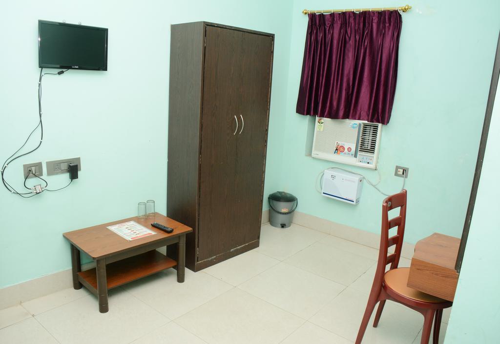 Hotel Nirmal Inn Bhubaneswar Kamer foto